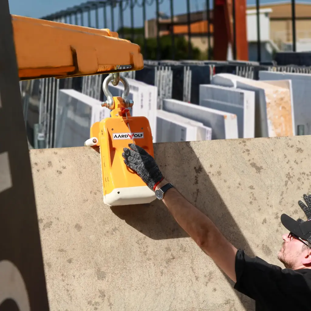 Aardwolf AL60 manual stone slab lifter for thick granite, marble and engineered stone slabs