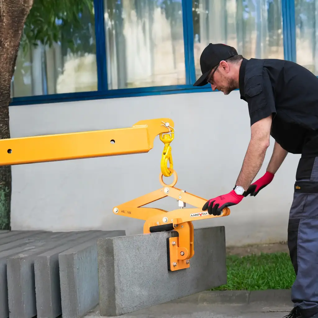 Aardwolf ASL105 mechanical scissor clamp lifter for lifting stone, precast concrete, and concrete sleepers up to 105 mm wide