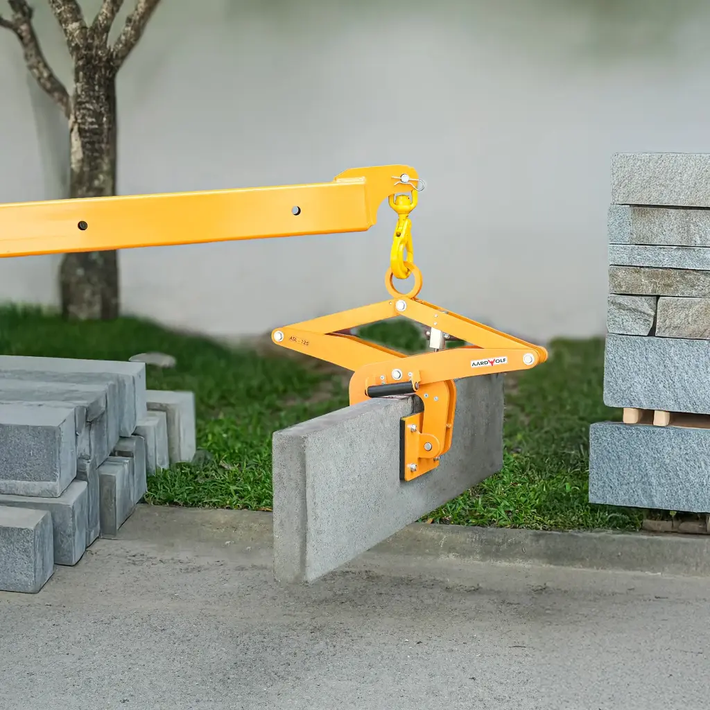Aardwolf ASL125 Scissor Clamp Lifter for stone and precast concrete handling